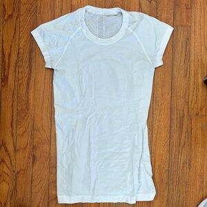 Lululemon Swiftly Tech Short Sleeve Athletic Top